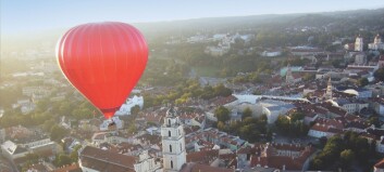 I denne ballongen kan du nyte en gourmetmiddag mens du titter ned på Europas grønneste hovedstad I denne ballongen kan du nyte en gourmetmiddag mens du titter ned på Europas grønneste hovedstad
