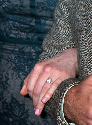 <strong>RING PÅ FINGEREN:</strong> Det er denne diamantringen Ben skal ha fridd til Laura med. Foto: wenn.com <strong>RING PÅ FINGEREN:</strong> Det er denne diamantringen Ben skal ha fridd til Laura med. Foto: wenn.com
