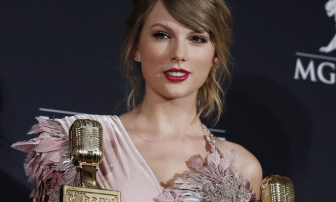 COMEBACK: I mai stilte Taylor Swift på rød løper for første gang på to år. Foto: NTB Scanpix COMEBACK: I mai stilte Taylor Swift på rød løper for første gang på to år. Foto: NTB Scanpix