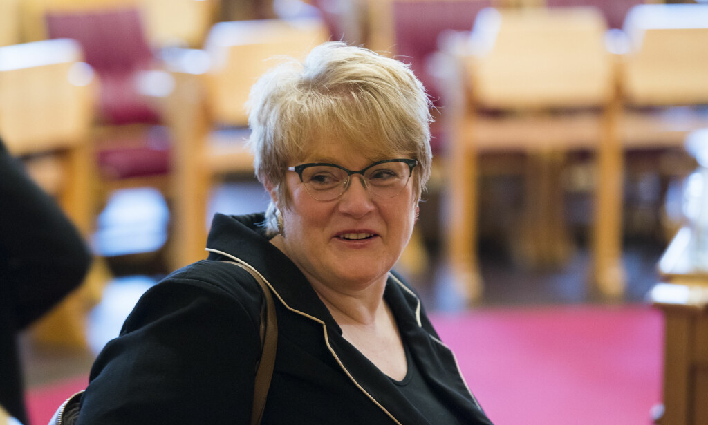 GLA(D)TTCELLE: - Endelig får vi regler for å plassere folk på glattcelle som er i tråd med internasjonale menneskerettigheter, sier Venstre-leder og kulturminister Trine Skei Grande, her under Stortingets spørretime nylig. Foto: Heiko Junge / NTB scanpix GLA(D)TTCELLE: - Endelig får vi regler for å plassere folk på glattcelle som er i tråd med internasjonale menneskerettigheter, sier Venstre-leder og kulturminister Trine Skei Grande, her under Stortingets spørretime nylig. Foto: Heiko Junge / NTB scanpix