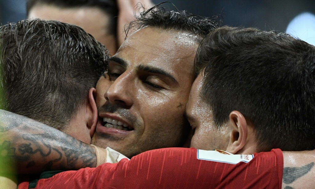 DRØMMEMÅL: Signert Ricardo Quaresma. Foto: Filippo Monteforte / AFP Photo / NTB Scanpix. DRØMMEMÅL: Signert Ricardo Quaresma. Foto: Filippo Monteforte / AFP Photo / NTB Scanpix.