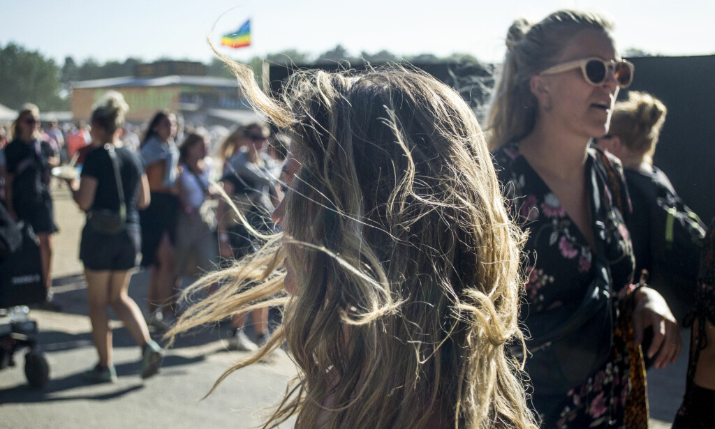 BRUKER «EMMA»: Australske Geena smuglet med seg MDMA inn på Roskildefestivalen. - Jeg vil bare klemme alle - og ha sex med dem også, sier 25-åringen om effekten tablettene gir henne. Foto: Ørjan Ryland / Dagbladet BRUKER «EMMA»: Australske Geena smuglet med seg MDMA inn på Roskildefestivalen. - Jeg vil bare klemme alle - og ha sex med dem også, sier 25-åringen om effekten tablettene gir henne. Foto: Ørjan Ryland / Dagbladet
