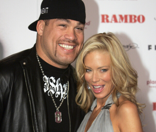 FIKK BARN: Tito Ortiz og Jenna Jameson fikk to tvillinggutter i 2009. Foto: NTB Scanpix FIKK BARN: Tito Ortiz og Jenna Jameson fikk to tvillinggutter i 2009. Foto: NTB Scanpix