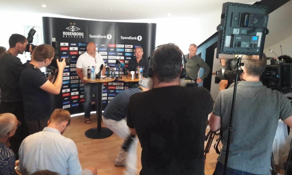 KAOS: Ivar Koteng forteller om RBK-styrets beslutning. Foto: Frode Thingstad KAOS: Ivar Koteng forteller om RBK-styrets beslutning. Foto: Frode Thingstad