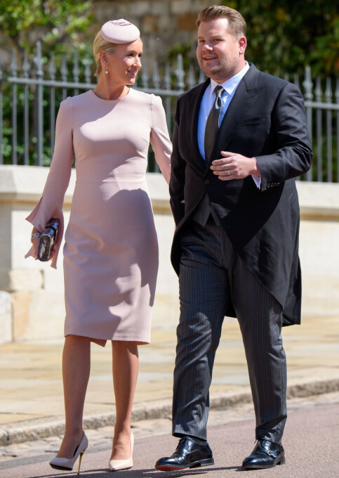 KONGELIG BRYLLUP: James Corden og kona Julia Carey før bryllpet til hertuginne Meghan og prins Harry i mai. Foto: NTB Scanpix KONGELIG BRYLLUP: James Corden og kona Julia Carey før bryllpet til hertuginne Meghan og prins Harry i mai. Foto: NTB Scanpix