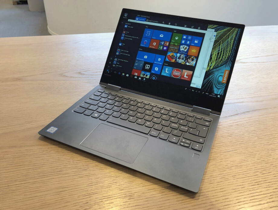 KOMPAKT OG FIN: Lenovo Yoga 730 byr på god byggekvalitet, utmerket tastatur og god ytelse. Foto: Bjørn Eirik Loftås KOMPAKT OG FIN: Lenovo Yoga 730 byr på god byggekvalitet, utmerket tastatur og god ytelse. Foto: Bjørn Eirik Loftås
