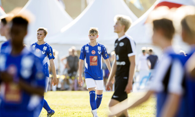 <strong>KONSENTRERT:</strong> Martinus hadde full konsentrasjon under kampen mot laget Stoppen søndag ettermiddag. Foto: Berit Roald / NTB scanpix <strong>KONSENTRERT:</strong> Martinus hadde full konsentrasjon under kampen mot laget Stoppen søndag ettermiddag. Foto: Berit Roald / NTB scanpix