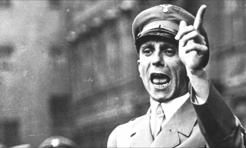 TOTAL KRIG: Joseph Goebbels mente filmen «Kolberg» ville oppildne det tyske folk til total krig mot fienden. Foto: Bundesarchiv/Wikimedia Commons TOTAL KRIG: Joseph Goebbels mente filmen «Kolberg» ville oppildne det tyske folk til total krig mot fienden. Foto: Bundesarchiv/Wikimedia Commons