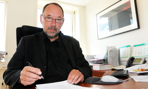 POSITIV: Tor Langbach, tidligere direktør i Domstoladministrasjonen, har tro på den nye ordningen. Foto: Ned Alley POSITIV: Tor Langbach, tidligere direktør i Domstoladministrasjonen, har tro på den nye ordningen. Foto: Ned Alley