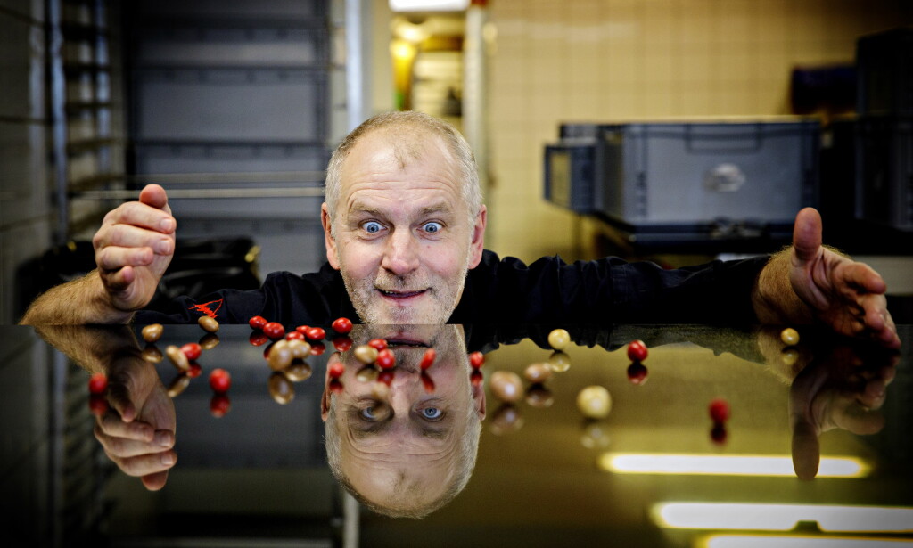 IKKE FAN: Konditor Pascal Dupuy kommer ikke til å servere ruby-sjokolade.
Foto: Nina Hansen / Dagbladet IKKE FAN: Konditor Pascal Dupuy kommer ikke til å servere ruby-sjokolade.
Foto: Nina Hansen / Dagbladet