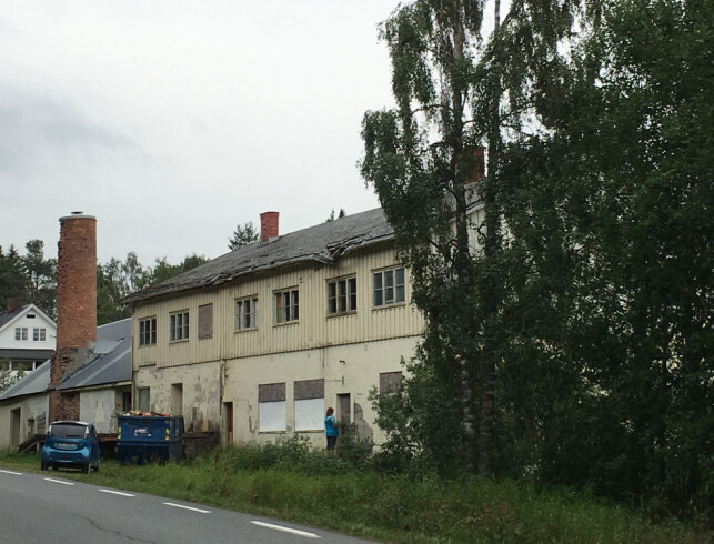 SLITENT: Snertingdal ysteri trenger en liten oppgradering før Den blinde ku kan gjenoppta produksjonen. Foto: Den blinde ku SLITENT: Snertingdal ysteri trenger en liten oppgradering før Den blinde ku kan gjenoppta produksjonen. Foto: Den blinde ku