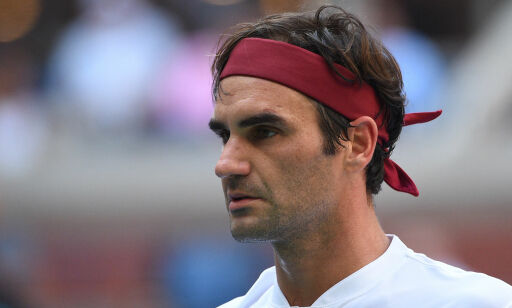 image: Tennissjokk da Federer ble sendt hodestups ut av US Open: - Ikke på sitt beste