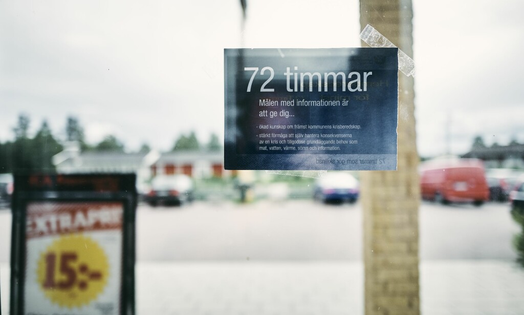 USIKKER STEMNING: Stadig flere svensker uroer seg for ei framtid hvor konsekvensene av terror, cyberangrep, ekstremvær og militære angrep kan sette sikkerheten deres i stor fare. USIKKER STEMNING: Stadig flere svensker uroer seg for ei framtid hvor konsekvensene av terror, cyberangrep, ekstremvær og militære angrep kan sette sikkerheten deres i stor fare.