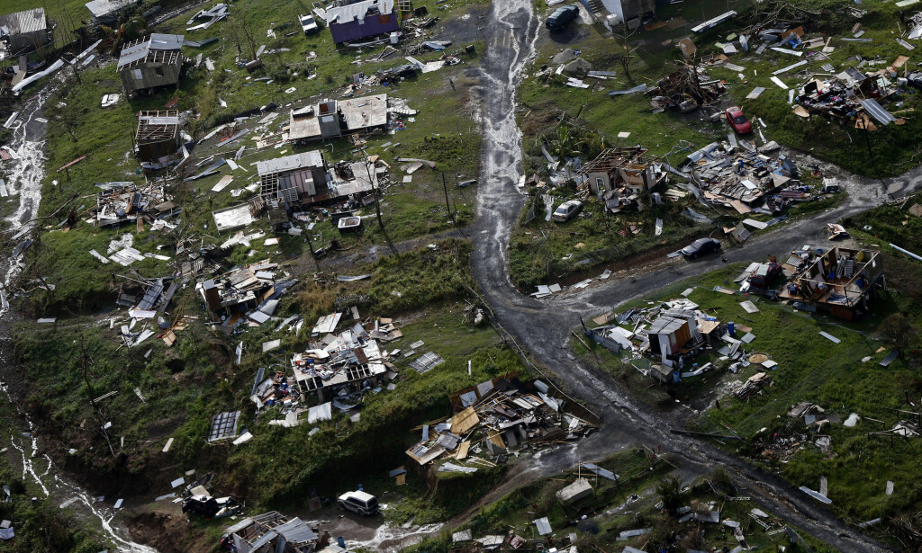 TOA ALTA: Ødeleggelsene i Puerto Rico var store etter orkanen Maria herjet øya i september. Bildet er tatt 28. september i Toa Alta. Foto: AP / NTB scanpix TOA ALTA: Ødeleggelsene i Puerto Rico var store etter orkanen Maria herjet øya i september. Bildet er tatt 28. september i Toa Alta. Foto: AP / NTB scanpix