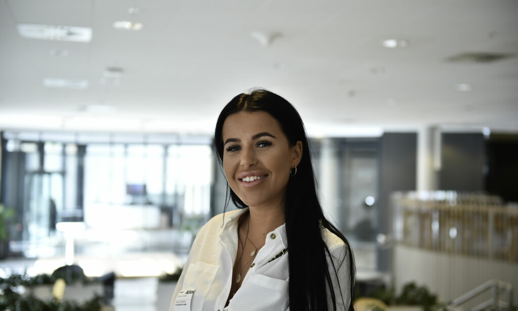 BLIR ARTIST: Melina Johnsen fra «Ex on the Beach» blir artist, med festlåta «Bitch, hør her». Foto: Ørjan Ryland / Dagbladet BLIR ARTIST: Melina Johnsen fra «Ex on the Beach» blir artist, med festlåta «Bitch, hør her». Foto: Ørjan Ryland / Dagbladet
