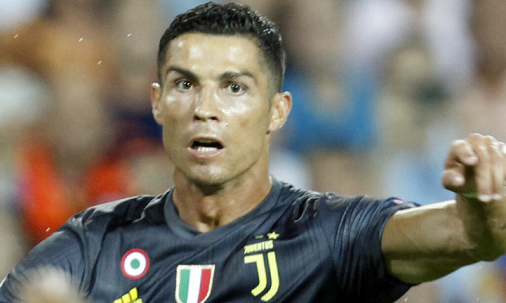 image: Gråtkvalt Ronaldo utvist etter en halvtime spilt