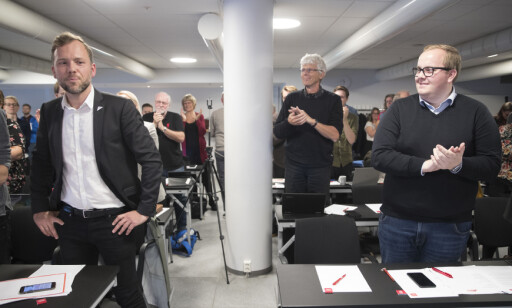 DEBATT: SV-leder Audun Lysbakken mener det er riktig å ta debatten om bompenger i partiet. Her sammen med Eirik Faret Sakariassen under et landsstyremøte nylig. Foto: Terje Pedersen /NTB Scanpix. DEBATT: SV-leder Audun Lysbakken mener det er riktig å ta debatten om bompenger i partiet. Her sammen med Eirik Faret Sakariassen under et landsstyremøte nylig. Foto: Terje Pedersen /NTB Scanpix.