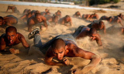 TRENING: Palestinske politifolk trener i den sørlige byen Khan Younis torsdag. Foto: Mohammed Salem / Reuters / Scanpix TRENING: Palestinske politifolk trener i den sørlige byen Khan Younis torsdag. Foto: Mohammed Salem / Reuters / Scanpix