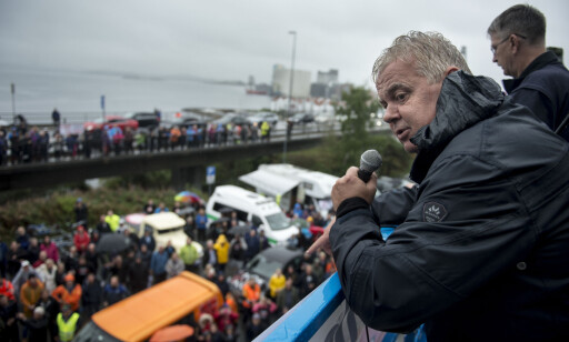 - SOLVIK-OLSEN VILLE IKKE HATT DET SÅNN: Leif Arne Moi Nilsen (Frp) under en folkeprotest i Stavanger 22. august i år mot bompenger. Foto: Carina Johansen, NTB Scanpix - SOLVIK-OLSEN VILLE IKKE HATT DET SÅNN: Leif Arne Moi Nilsen (Frp) under en folkeprotest i Stavanger 22. august i år mot bompenger. Foto: Carina Johansen, NTB Scanpix