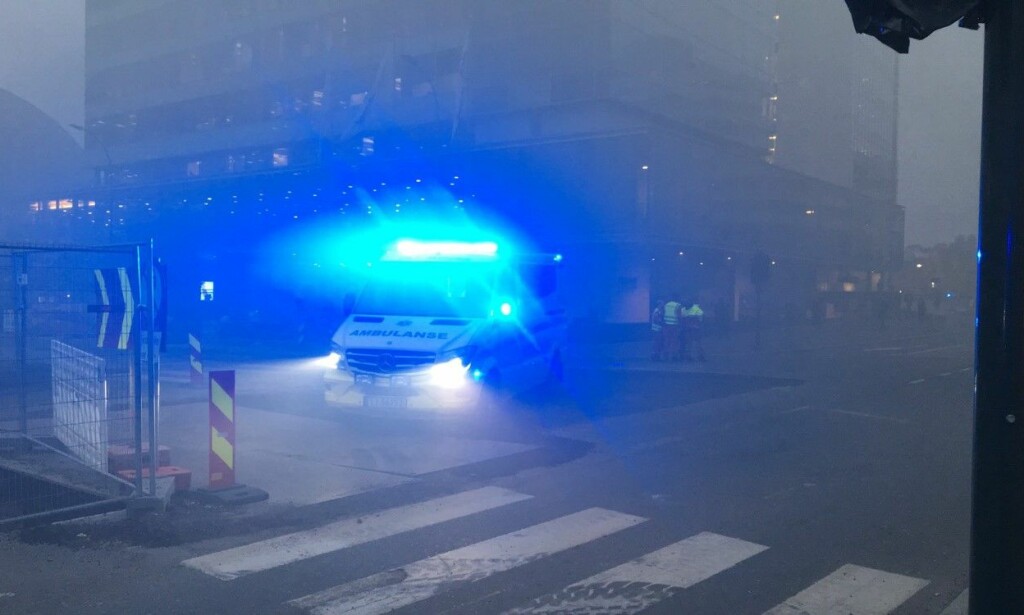 RØYK: Brannen forårsaket mye røyk i området. Foto: Katinka Sletten RØYK: Brannen forårsaket mye røyk i området. Foto: Katinka Sletten