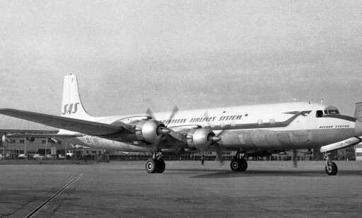 PIONER: Med denne DC7-maskinen åpnet SAS som første selskap flyginger til vestkysten av USA og til Tokyo over Nordpolen. Foto: NTB Scanpix PIONER: Med denne DC7-maskinen åpnet SAS som første selskap flyginger til vestkysten av USA og til Tokyo over Nordpolen. Foto: NTB Scanpix