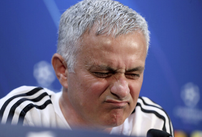 RYNKET PÅ NESA: José Mourinho ga tydelig uttrykk for at han ikke likte alle spørsmålene på dagens pressekonferanse. Foto: NTB scanpix RYNKET PÅ NESA: José Mourinho ga tydelig uttrykk for at han ikke likte alle spørsmålene på dagens pressekonferanse. Foto: NTB scanpix