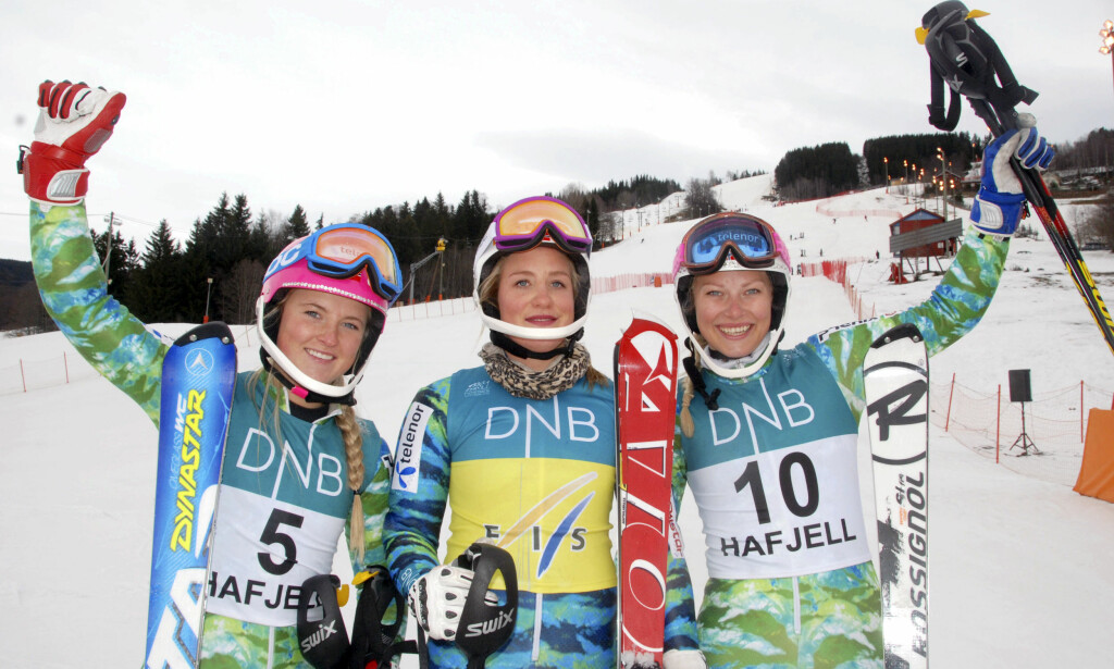 LOVENDE: Annie Winquist (t.v) jubler etter 2. plassen i NM-kombinasjonen bak Lotte Smisted Sejersted og foran Ragnhild Mowinckel i 2012. Men karrieren ble aldri som forventet.
Foto: Skiforbundet / Scanpix LOVENDE: Annie Winquist (t.v) jubler etter 2. plassen i NM-kombinasjonen bak Lotte Smisted Sejersted og foran Ragnhild Mowinckel i 2012. Men karrieren ble aldri som forventet.
Foto: Skiforbundet / Scanpix