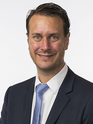 VIL HA TALLENE: Finanspolitisk talsmann i Frp Helge André Njåstad vil ha et detaljert statistikkgrunnlag for alkoholsalget i Norden. Foto: Stortinget VIL HA TALLENE: Finanspolitisk talsmann i Frp Helge André Njåstad vil ha et detaljert statistikkgrunnlag for alkoholsalget i Norden. Foto: Stortinget