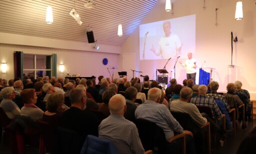 FULLSATT: Uansett hvor Einar Lunde reiser, venter publikum i spenning. Her fra Feda i Kvinesdal. Foto: Hans Alf Slengesol FULLSATT: Uansett hvor Einar Lunde reiser, venter publikum i spenning. Her fra Feda i Kvinesdal. Foto: Hans Alf Slengesol