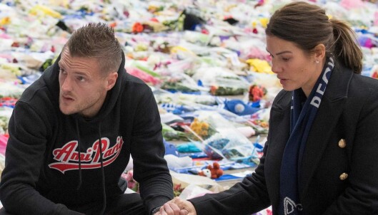 Spiller kamp samtidig som eierens begravelse: - Et tøft valg Spiller kamp samtidig som eierens begravelse: - Et tøft valg