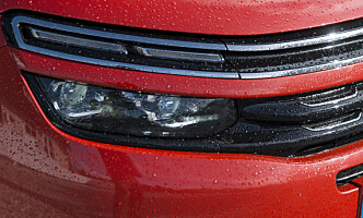 <strong>DOBBELTSYN:</strong> Citroën skiller seg fra mengden med lys i to etasjer. Foto: Jamieson Pothecary <strong>DOBBELTSYN:</strong> Citroën skiller seg fra mengden med lys i to etasjer. Foto: Jamieson Pothecary