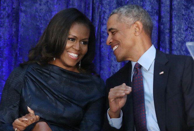 SOLID EKTEPAR: Michelle og Barack Obama giftet seg 3. oktober 1992. I selvbiografien forteller den tidligere førstedamen at også de to har hatt problemer i ekteskapet, og at de har gått til terapi for å redde ekteskapet. FOTO: NTB Scanpix SOLID EKTEPAR: Michelle og Barack Obama giftet seg 3. oktober 1992. I selvbiografien forteller den tidligere førstedamen at også de to har hatt problemer i ekteskapet, og at de har gått til terapi for å redde ekteskapet. FOTO: NTB Scanpix