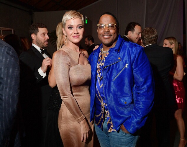 ÅLETRANGT: Katy Perry stilte i en tettsittende kjole fra Cushnie. Foto: NTB Scanpix ÅLETRANGT: Katy Perry stilte i en tettsittende kjole fra Cushnie. Foto: NTB Scanpix