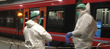 Mann kritisk skadd etter knivstikkingen inne på tog Mann kritisk skadd etter knivstikkingen inne på tog