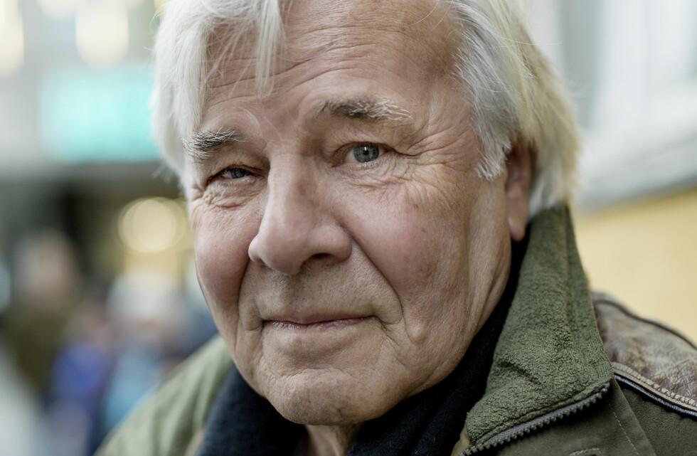 Overvåket: Jan Guillou skriver om 70-tallets spenning mellom venstreradikale og sikkerhetspolitiet. I 2009 ble det avslørt at han selv hadde jobbet for KGB, men Guillou benektet at det handlet om spionasje. Foto: Anita Arntzen Overvåket: Jan Guillou skriver om 70-tallets spenning mellom venstreradikale og sikkerhetspolitiet. I 2009 ble det avslørt at han selv hadde jobbet for KGB, men Guillou benektet at det handlet om spionasje. Foto: Anita Arntzen