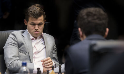image: Ekspertene slakter Carlsen etter siste remisen: - Ikke lov for en verdensmester