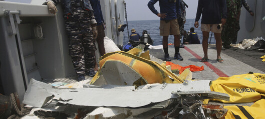 Indonesisk flystyrtrapport viser pilotens desperate kamp Indonesisk flystyrtrapport viser pilotens desperate kamp