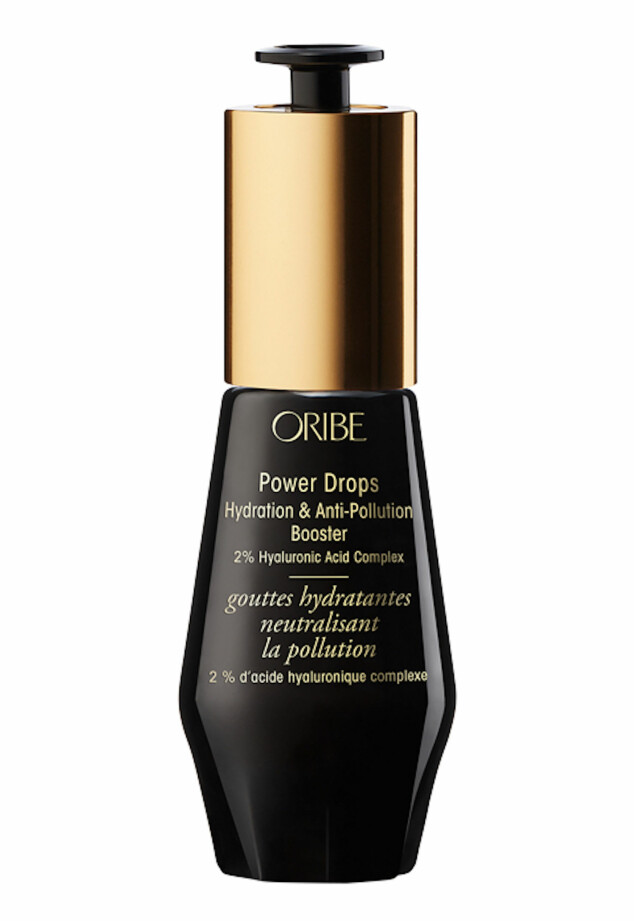 Beskytter håret med hyaluronsyre, moringaolje og keratin (kr 560, Oribe, Power Drops, Hydration & Anti Pollution Booster). Beskytter håret med hyaluronsyre, moringaolje og keratin (kr 560, Oribe, Power Drops, Hydration & Anti Pollution Booster).