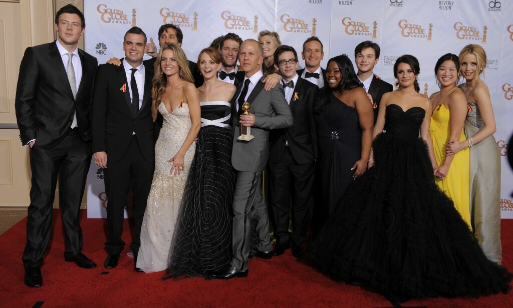GLEE: Her er «Glee»-skuespillerne samlet på Golden Globe Awards i 2010. De vant prisen for beste musikal- eller komedieserie. Foto: NTB/Scanpix. GLEE: Her er «Glee»-skuespillerne samlet på Golden Globe Awards i 2010. De vant prisen for beste musikal- eller komedieserie. Foto: NTB/Scanpix.