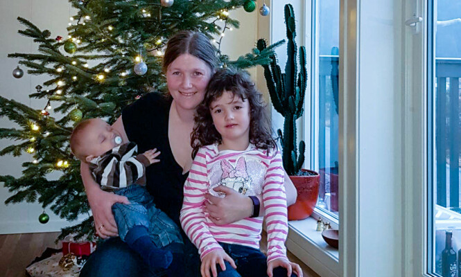 <strong>JULEDETEKTVENS ASSISTENT:</strong> Og skurkene Vendel (5) og lille Tilian (5 mnd) som stjeler tiden hennes. Foto: Privat <strong>JULEDETEKTVENS ASSISTENT:</strong> Og skurkene Vendel (5) og lille Tilian (5 mnd) som stjeler tiden hennes. Foto: Privat