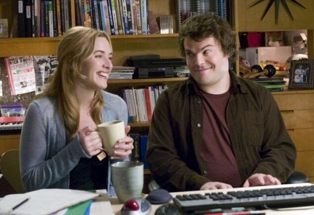 FRA FILMEN: Iris (spilt av Kate Winslet) og Miles (spilt av Jack Black). FRA FILMEN: Iris (spilt av Kate Winslet) og Miles (spilt av Jack Black).
