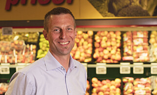 SMÅ OG STORE GREP: Knut Lutnæs i Coop Norge er alltid åpne for nye løsninger og ser på store og små grep for å redusere bruk av plast. Foto: Coop SMÅ OG STORE GREP: Knut Lutnæs i Coop Norge er alltid åpne for nye løsninger og ser på store og små grep for å redusere bruk av plast. Foto: Coop