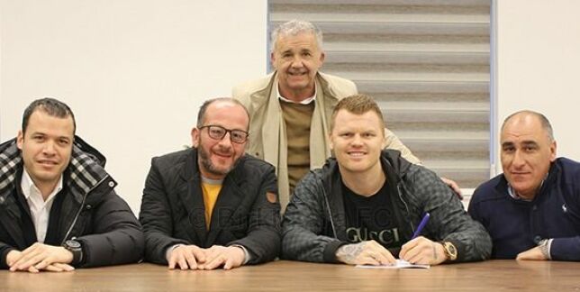 image: Riise blir sportsdirektør i maltesisk klubb