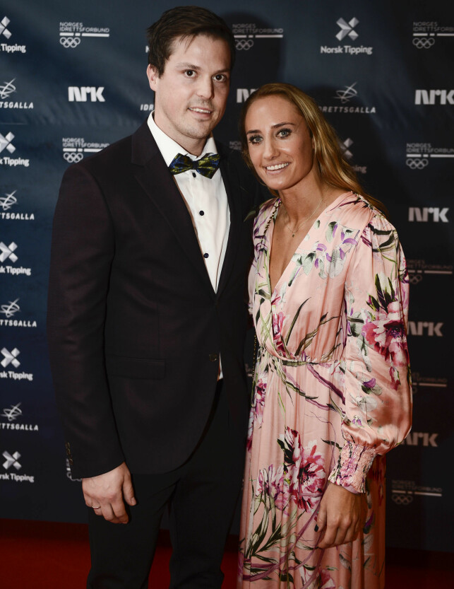 BARNEFRI: Camilla og Steffen hadde barnefri lørdag kveld. Ekteparet strålte på den røde løperen i forkant av Idrettsgallaen. Foto: Andreas Fadum / Se og Hør BARNEFRI: Camilla og Steffen hadde barnefri lørdag kveld. Ekteparet strålte på den røde løperen i forkant av Idrettsgallaen. Foto: Andreas Fadum / Se og Hør