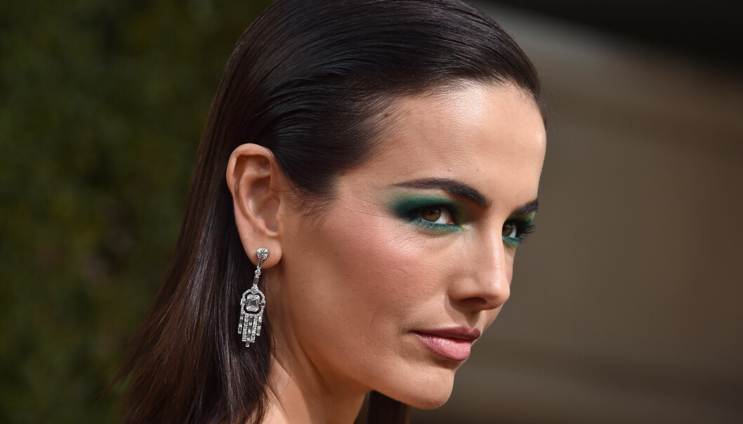 GJORDE SOM BECKHAM: Skuespiller Camilla Belle gikk for grønn øyenskygge på Golden Globe-løperen. Foto: NTB Scanpix GJORDE SOM BECKHAM: Skuespiller Camilla Belle gikk for grønn øyenskygge på Golden Globe-løperen. Foto: NTB Scanpix