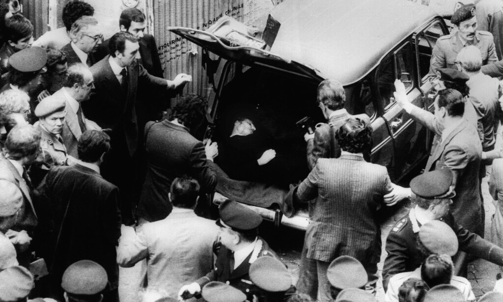 BORTFØRT: Italias tidligere statsminister, Aldo Moro, ble bortført 16. mars 1978. Kampen om å få ham tilbake varte i 55 dager. Foto: Gianni Giansanti / AP BORTFØRT: Italias tidligere statsminister, Aldo Moro, ble bortført 16. mars 1978. Kampen om å få ham tilbake varte i 55 dager. Foto: Gianni Giansanti / AP
