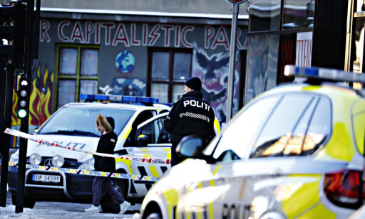 image: Kvinne (25) ble knivstukket på Kiwi: - Hun var på feil sted til feil tid