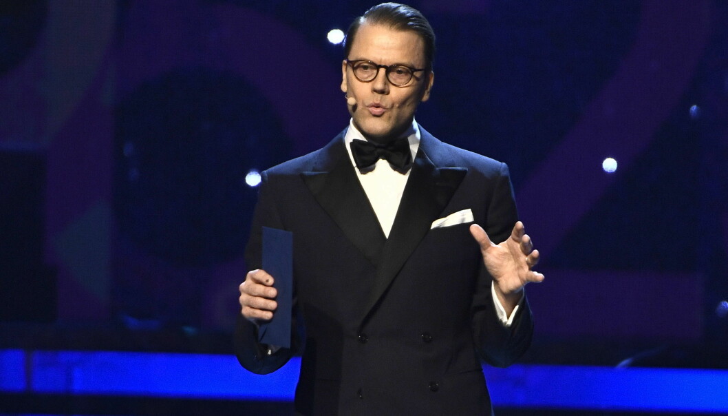 <strong>VANT FOLKET:</strong> Prins Daniel holdt en tale under den svenske Idrettsgallaen som nå hylles av det svenske folk. Foto: NTB Scanpix <strong>VANT FOLKET:</strong> Prins Daniel holdt en tale under den svenske Idrettsgallaen som nå hylles av det svenske folk. Foto: NTB Scanpix