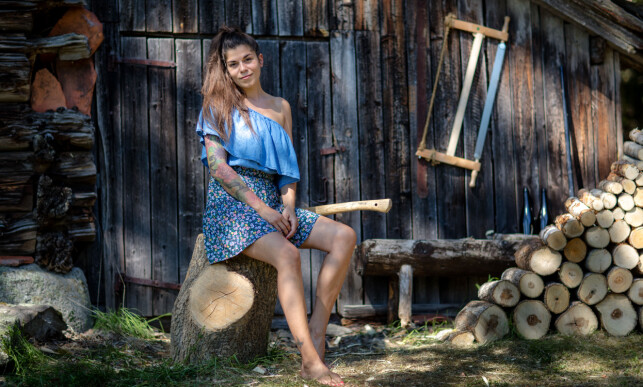 KJENTE OMGIVELSER: Hun er vant med friluftsliv, og ser på deltakelsen i realityserien som noe nostalgisk. Foto: Alex Iversen / TV 2 KJENTE OMGIVELSER: Hun er vant med friluftsliv, og ser på deltakelsen i realityserien som noe nostalgisk. Foto: Alex Iversen / TV 2