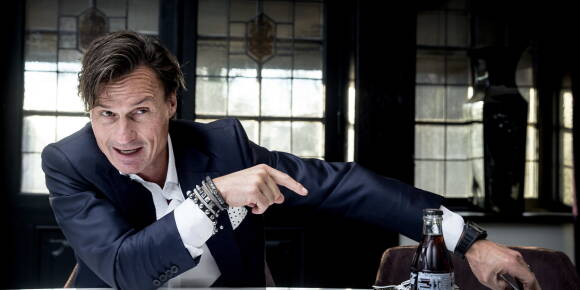 Download Petter Stordalen Avslorer Ny Kjaereste Dagbladet For Android Free Get Wallpaper Petter Stordalen Avslorer Ny Kjaereste Dagbladet HD